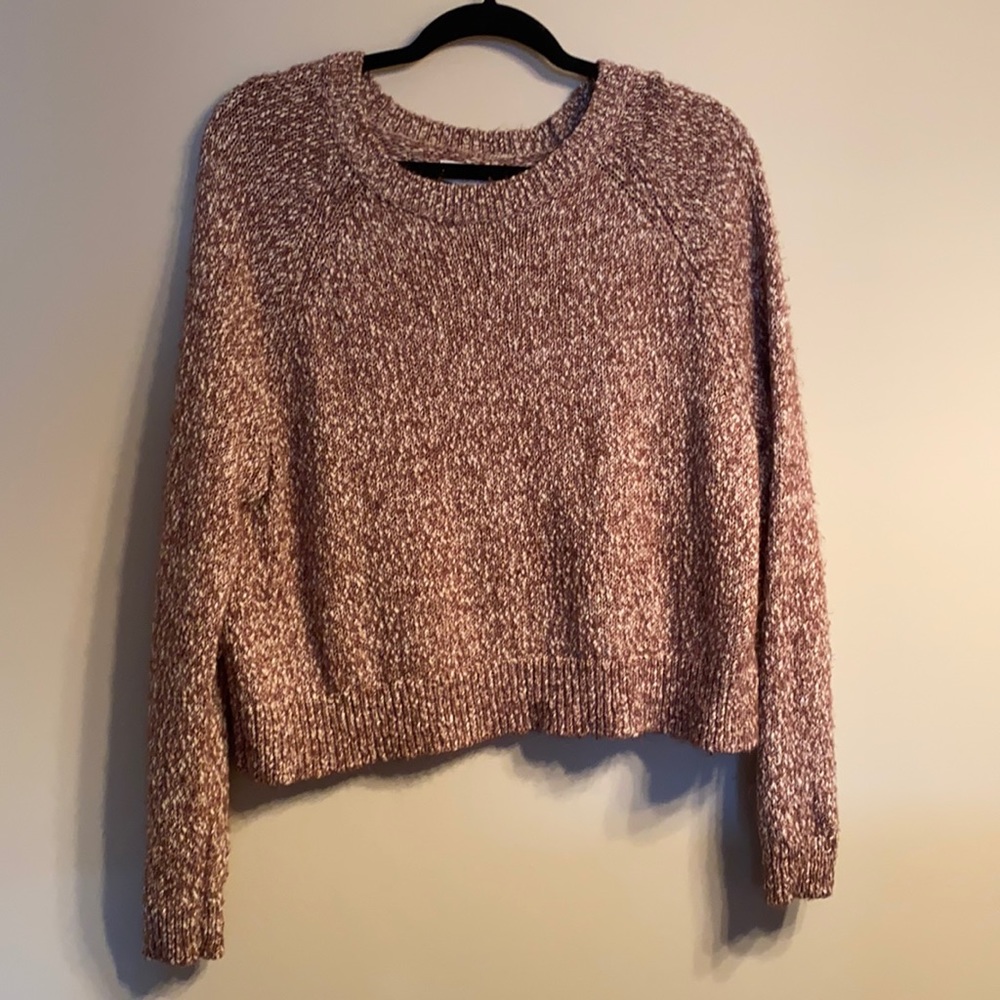 Maroon crew sweater, barely worn. Good condition